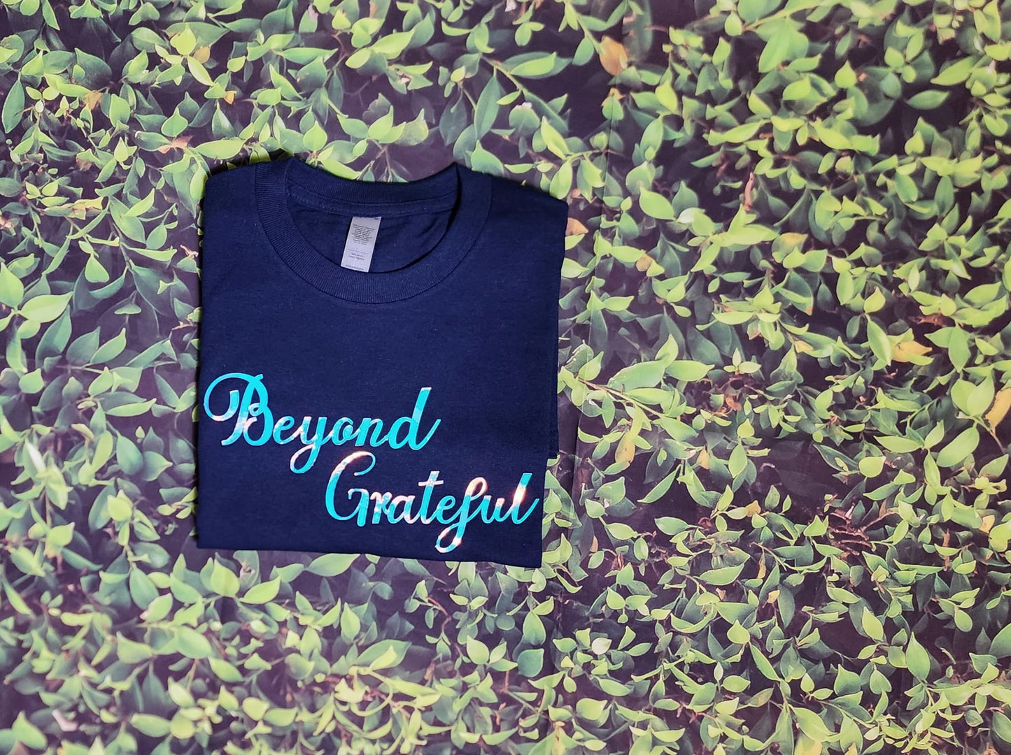 Inspirational Graphic Short Sleeve Unisex T-Shirt| Beyond Grateful Customized T-Shirt